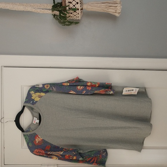 NWT Lularoe Randy T-shirt size XXL - Picture 1 of 9